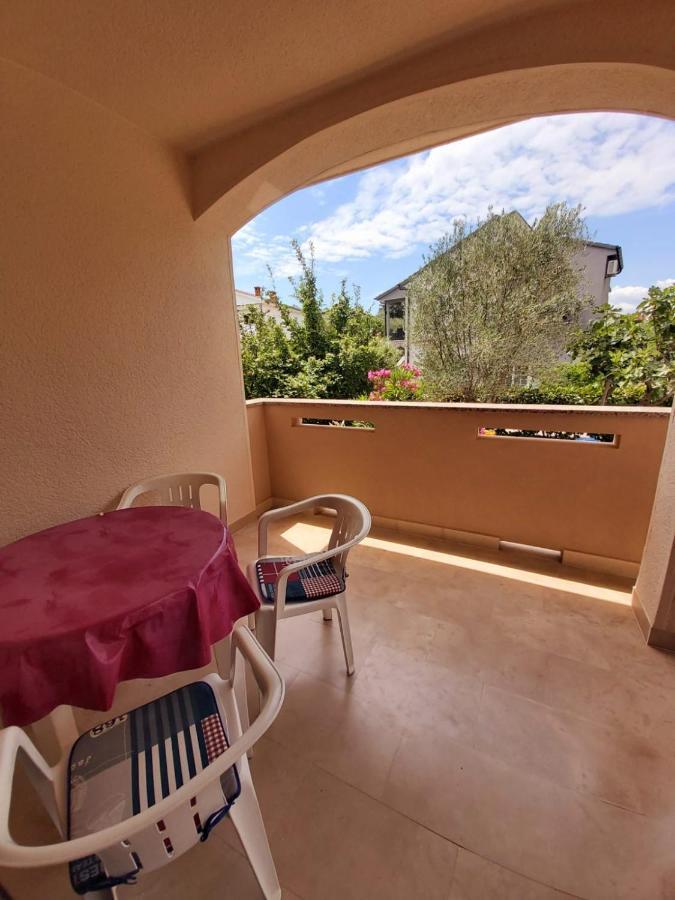 Nina Apartament